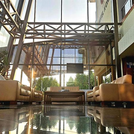 Koenig Hotel نايغكانيشا المظهر الخارجي الصورة